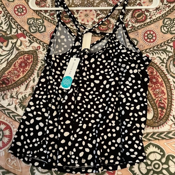 6 TOPS - Picture 4 of 7